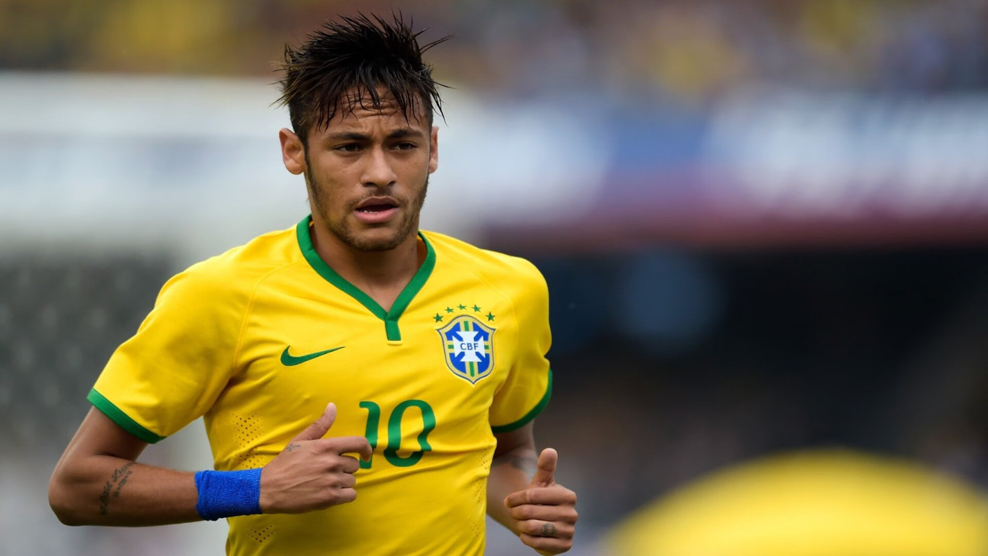 西甲:皇马在客场2-1逆转巴萨,夺冠希望愈发明朗,1314赛季西甲第29轮皇马对巴萨